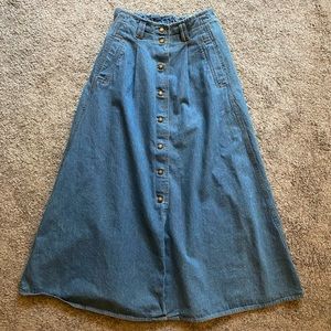 Long Denim Button Up Maxi Skirt Size 8